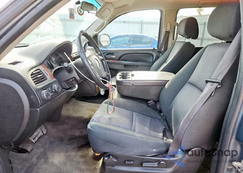 2011 Chevrolet Avalanche Ls z USA, uszkodzony, nr VIN 3GNTKEE34BG273570